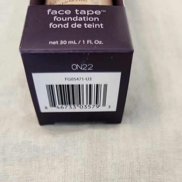 NIB Tarte - face tape foundation - full size - 20S light sand - Picture 7 of 15